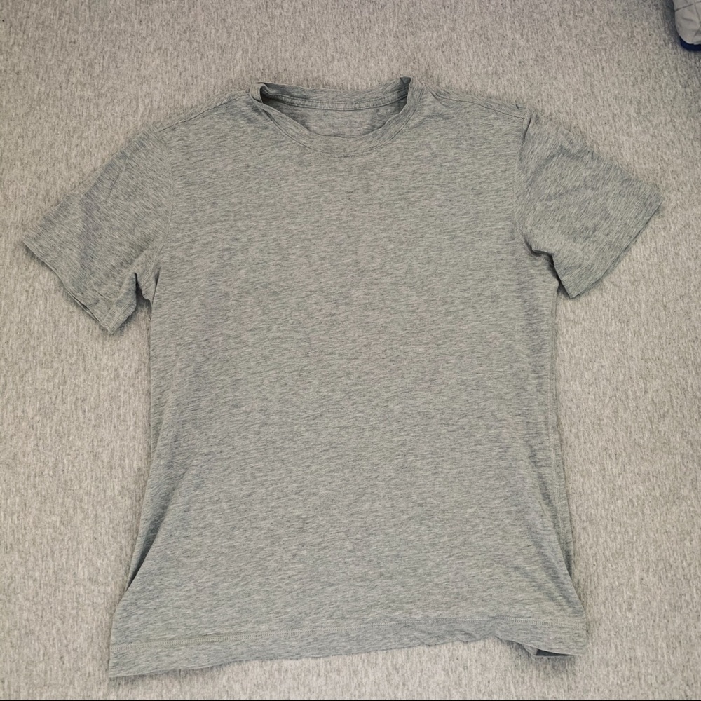 Lululemon Tee